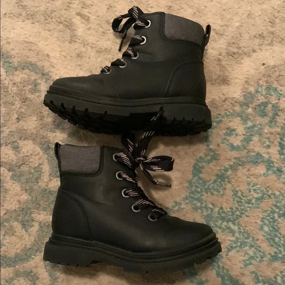 Toddler Black Lace-Up Boots size 8
